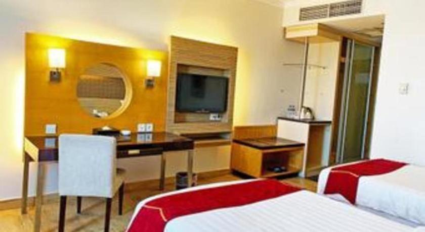 Grand Basko Hotel Padang  Bagian luar foto